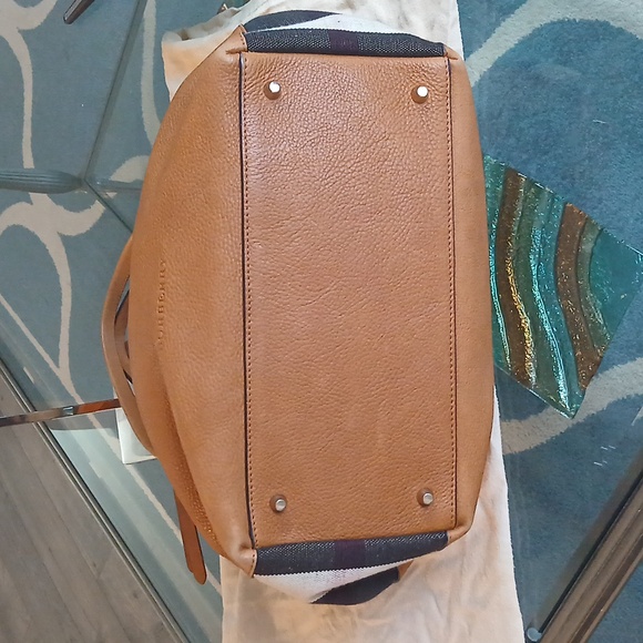 Burberry Brown Leather Shoulder Bag - Picture 7 of 13